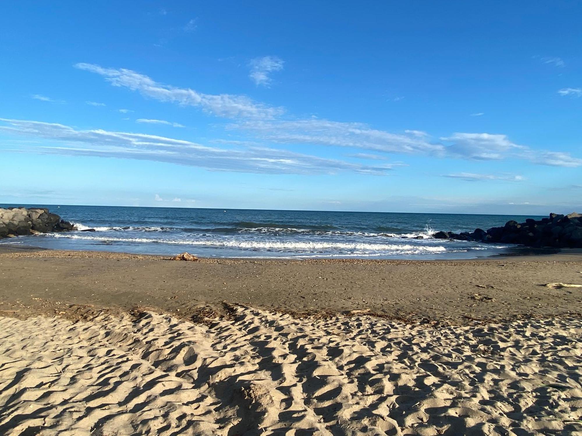 Du Cote De Chez Swann A 150 M De La Plage Vias Kültér fotó